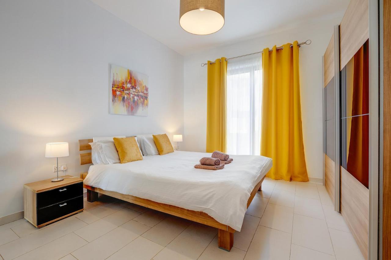 Marvellous Apartment With Valletta And Harbour Views Sliema Dış mekan fotoğraf