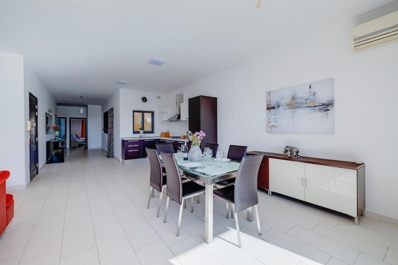 Marvellous Apartment With Valletta And Harbour Views Sliema Dış mekan fotoğraf