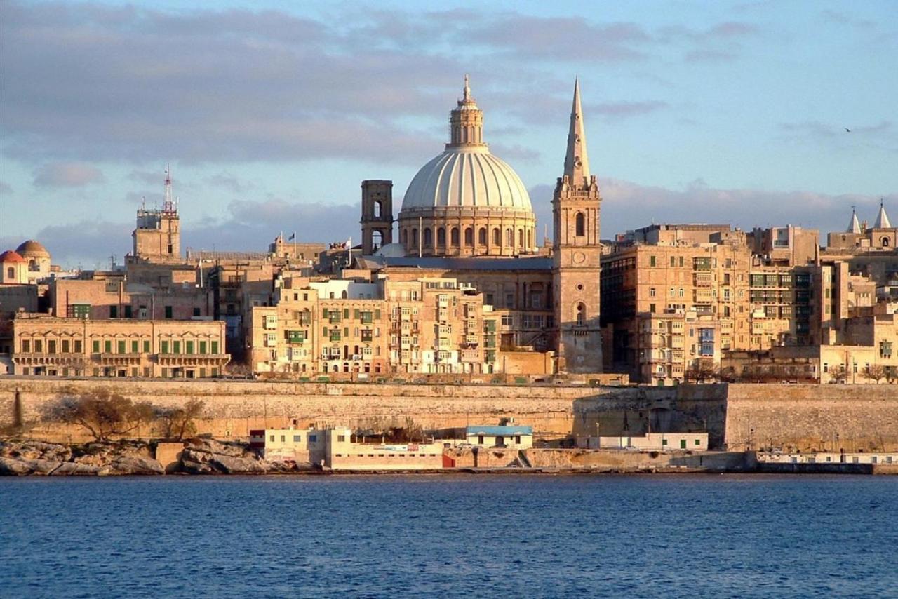 Marvellous Apartment With Valletta And Harbour Views Sliema Dış mekan fotoğraf