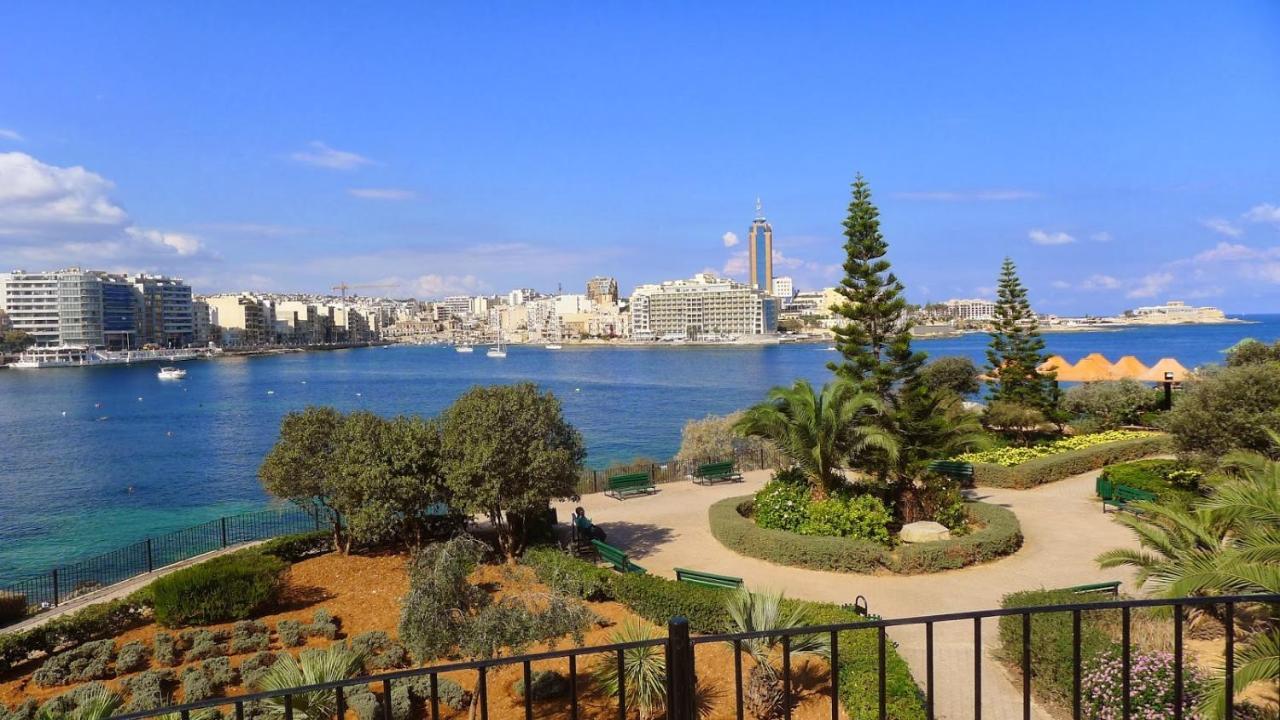 Marvellous Apartment With Valletta And Harbour Views Sliema Dış mekan fotoğraf