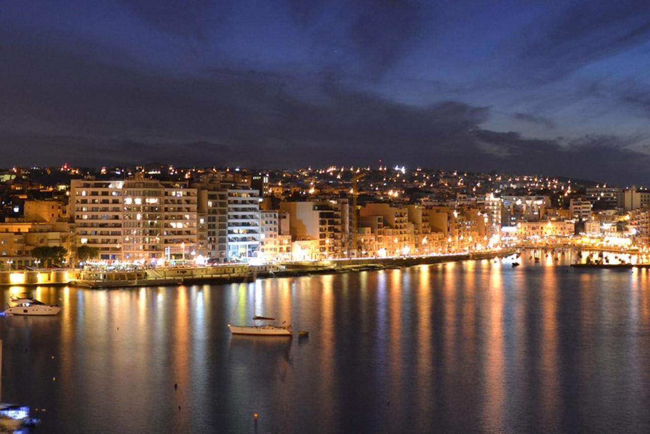 Marvellous Apartment With Valletta And Harbour Views Sliema Dış mekan fotoğraf