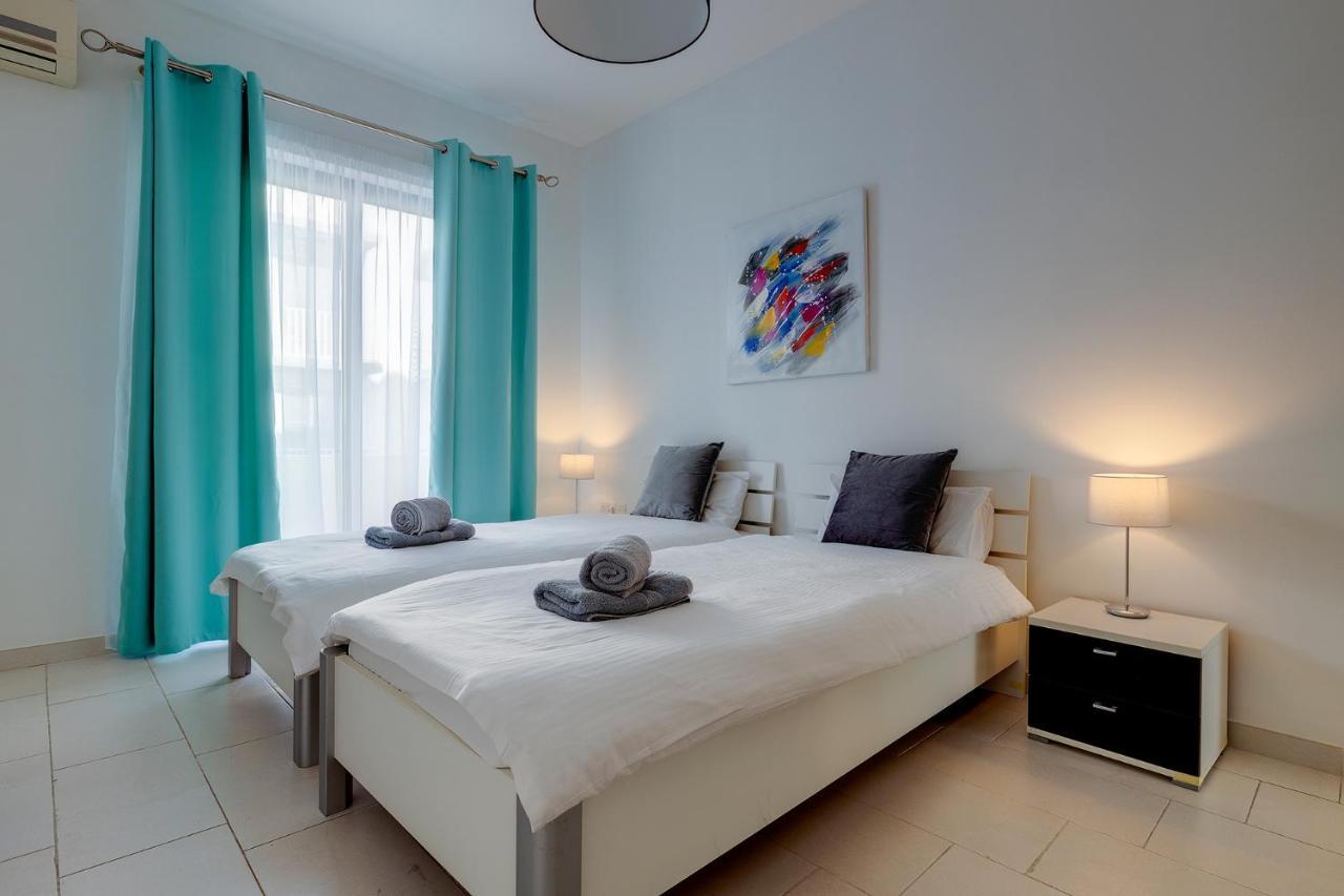 Marvellous Apartment With Valletta And Harbour Views Sliema Dış mekan fotoğraf