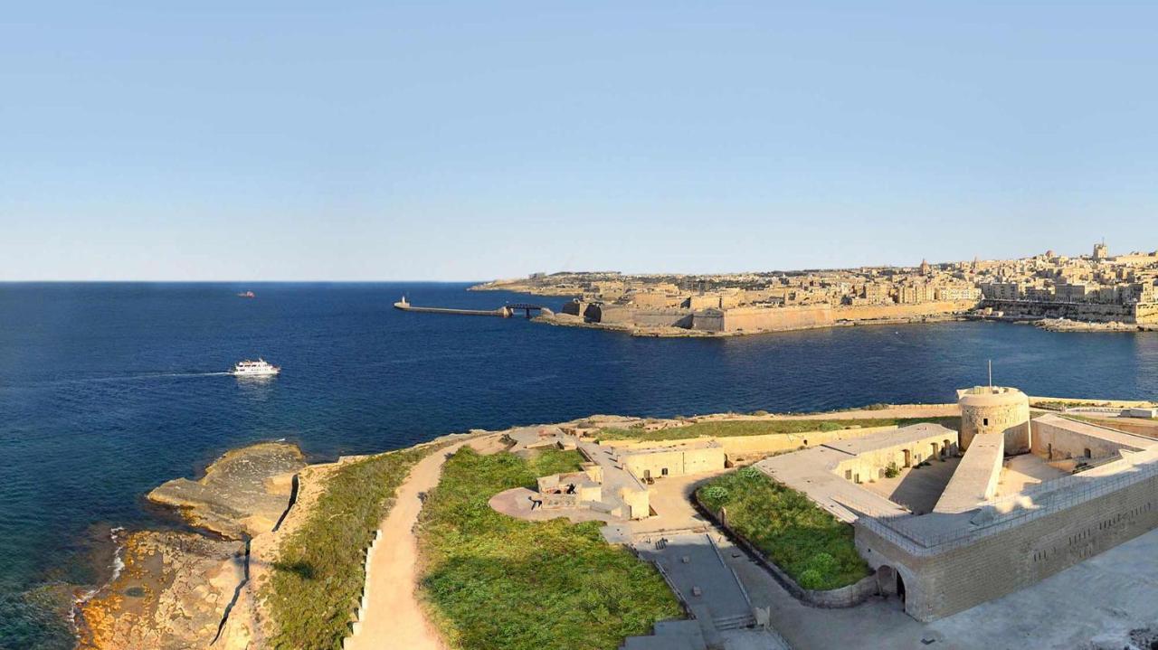 Marvellous Apartment With Valletta And Harbour Views Sliema Dış mekan fotoğraf